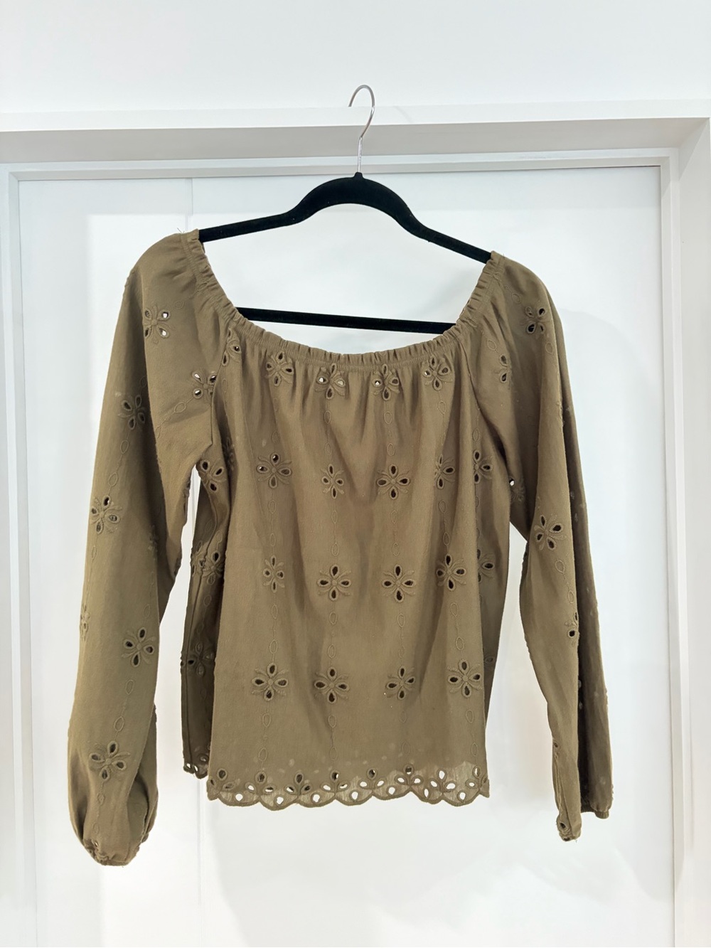 H&M Embroidered Eyelet Blouse – Taupe/Khaki – Size Large